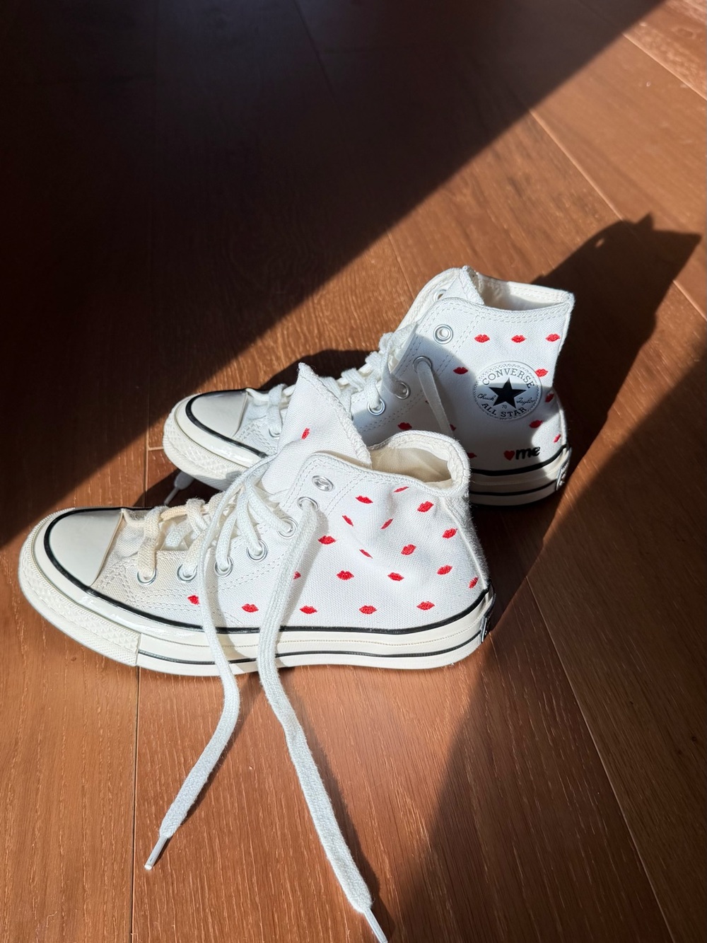 Converse White High-Top Sneakers with Red Kiss Dot Print
